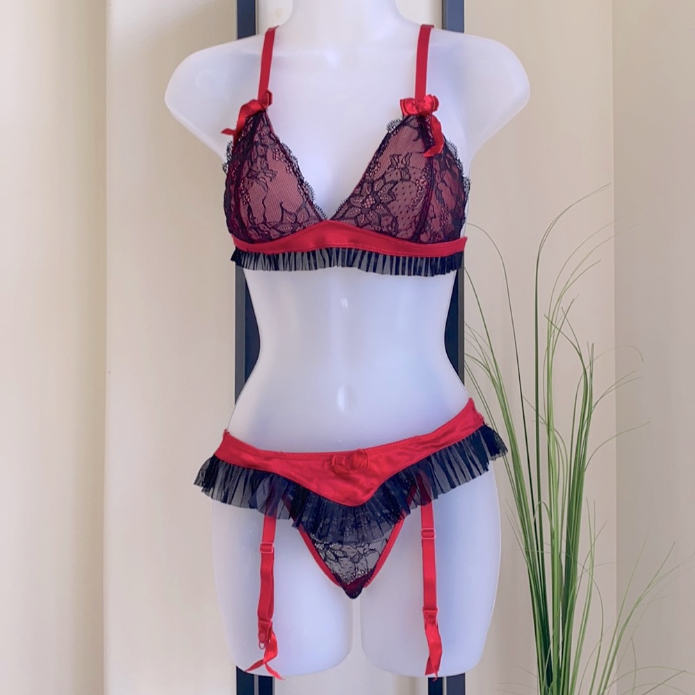 ✨ CATHOUSE lingerie set of 2